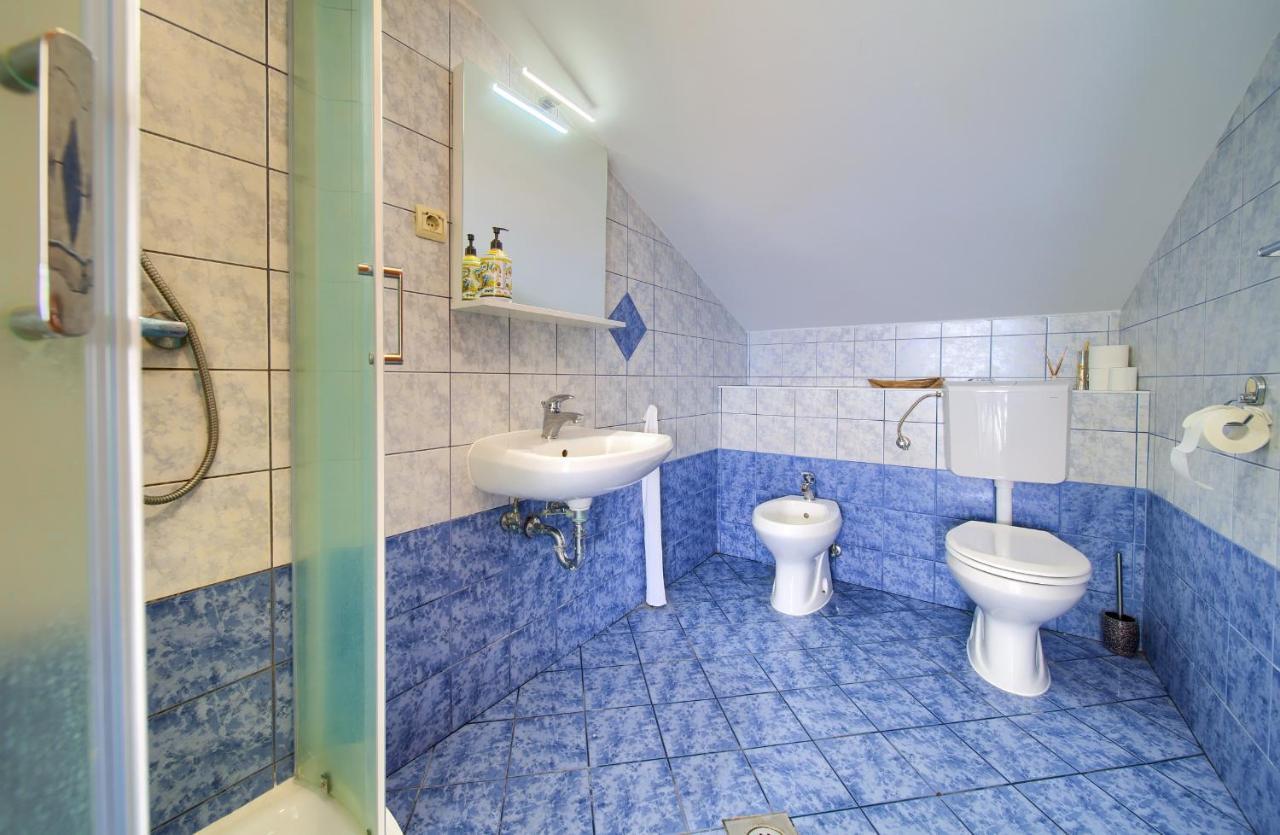 Apartments Dundo 奈维斯 外观 照片